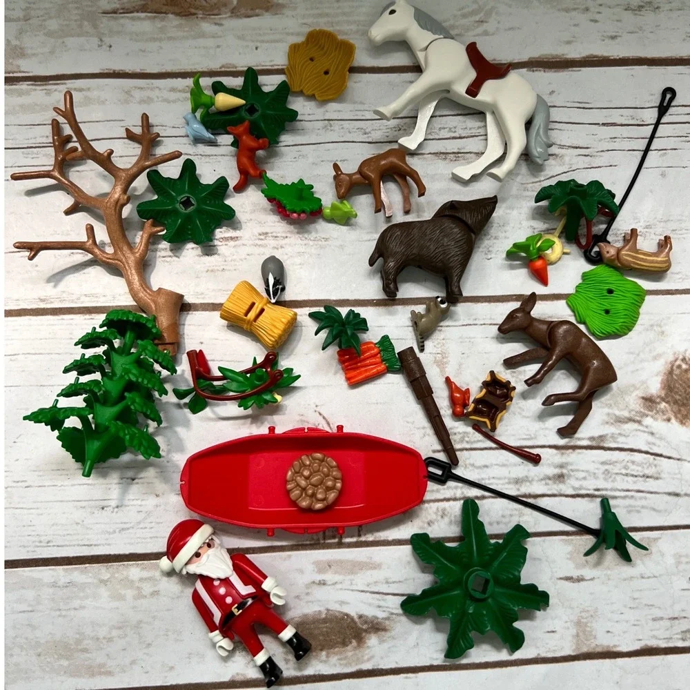 Playmobil 2007 Christmas in the Forest Advent Calendar Set Santa Horse Multi OS